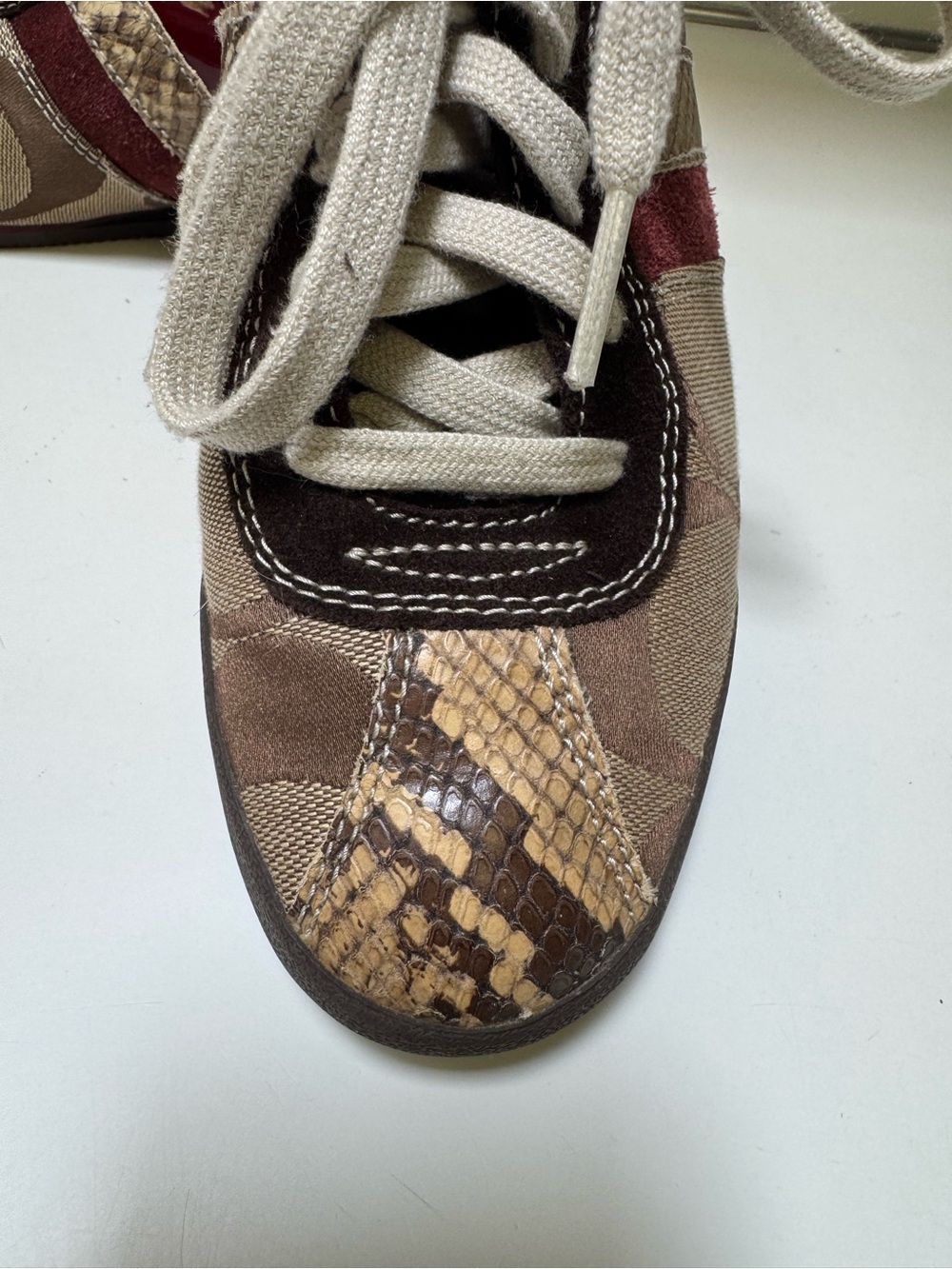 Coach Brown Burgundy patent suede logo, snake skin Signature Canvas sneakers 7.5 - Picture 3 of 11